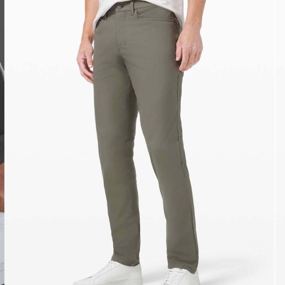 Lululemon ABC Pant Classic Warpstreme *32"
Grey Sage